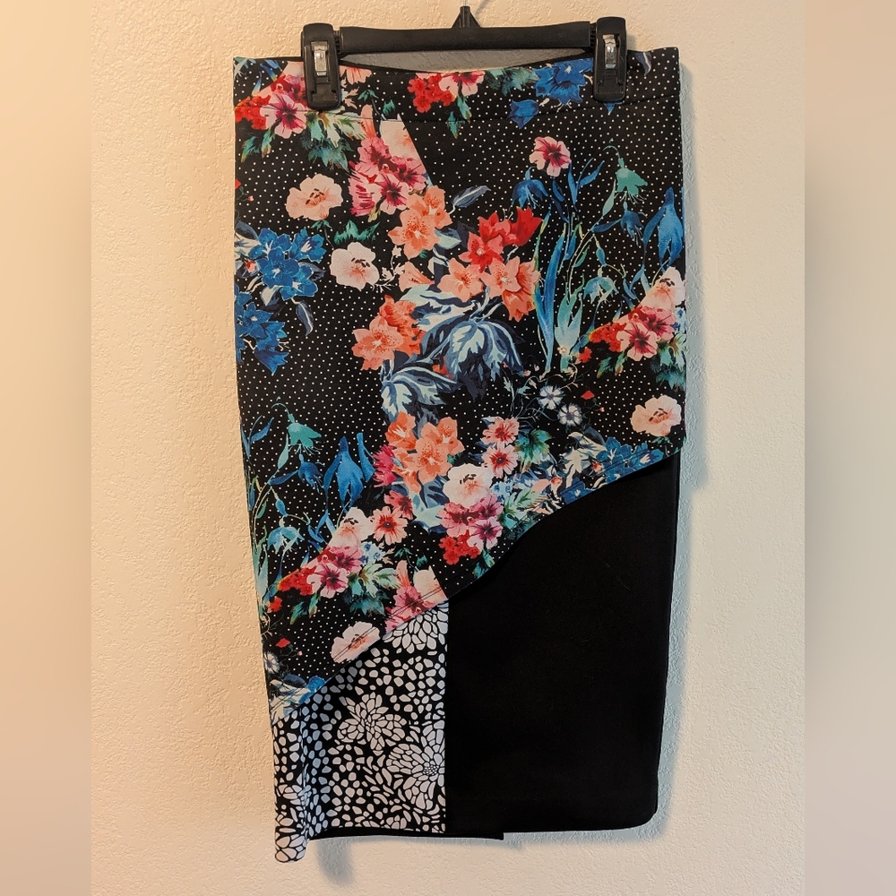 Nicole Miller Floral Black Skirt - Picture 1 of 3